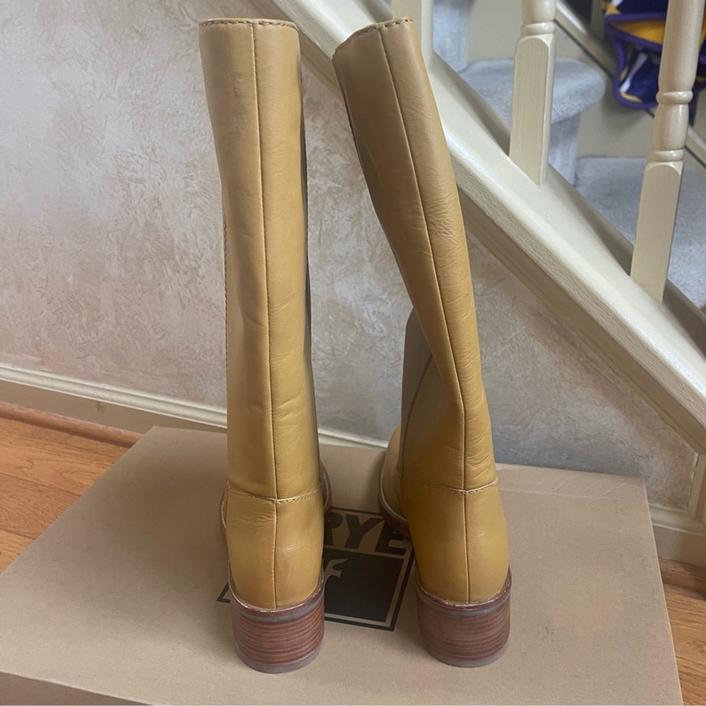 FRYE Banana boots Camryn Tall Pull on Leather Yellow Western Dark Academia Sz 9 - Picture 7 of 16